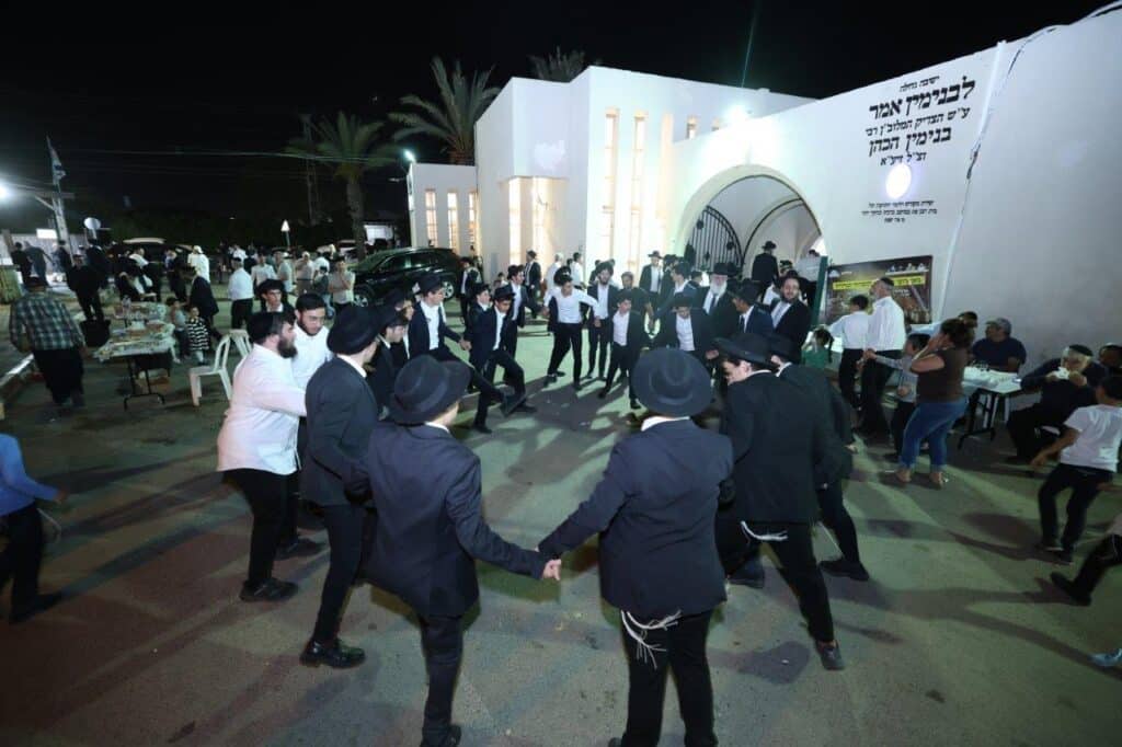 26 כהנים וחמור אחד: כך חגגו במושב ברכיה את המצווה הנדירה