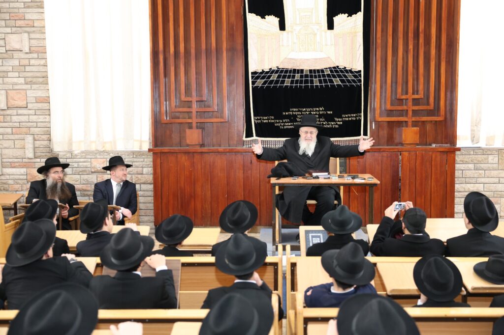 תלמידי הת"ת עלו להיבחן: זו העצה שקיבלו מהגר"מ צדקה