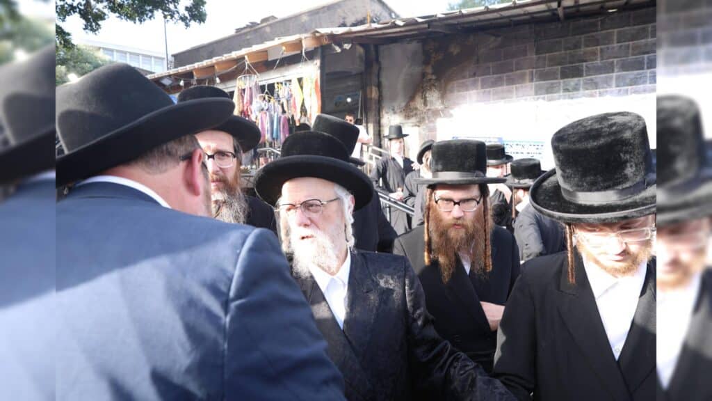 בראשות האדמו"רים: אלפים עלו לציון השל"ה הקדוש בטבריה