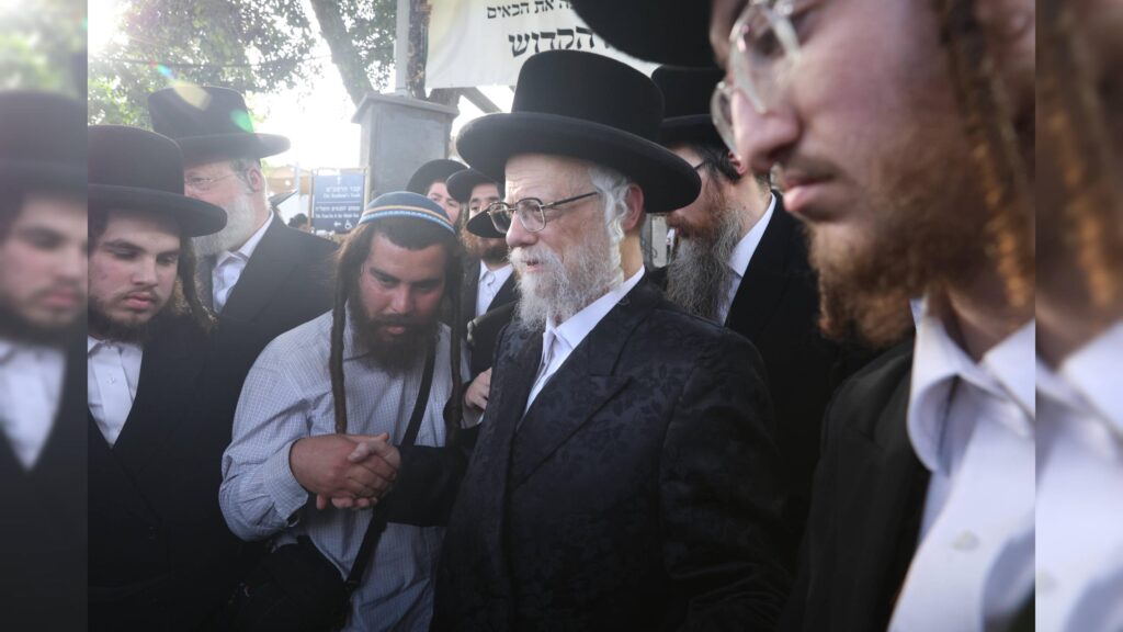 בראשות האדמו"רים: אלפים עלו לציון השל"ה הקדוש בטבריה