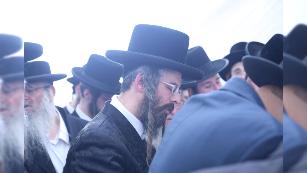 בראשות האדמו"רים: אלפים עלו לציון השל"ה הקדוש בטבריה