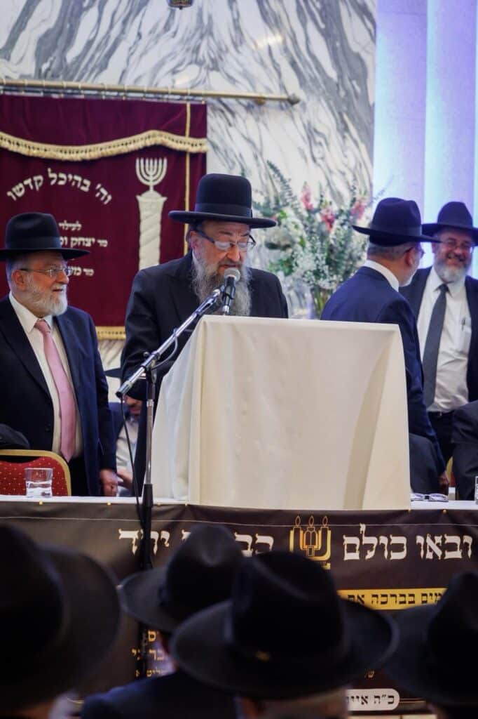 ארגנטינה: רבבות קיבלו את גדולי ישראל במסע קרן עולם התורה