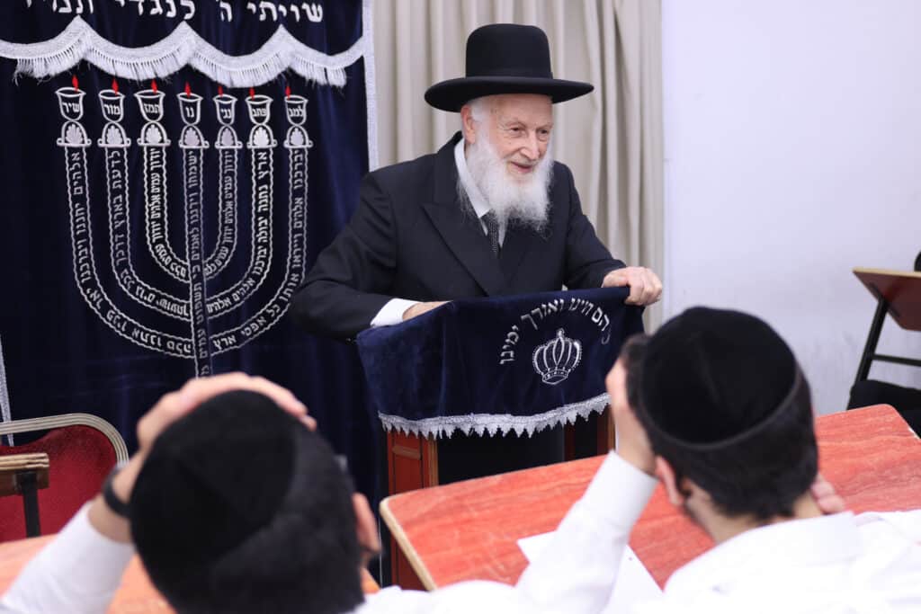 גלריה: השיחה המיוחדת של חבר המועצת לבחורי הישיבה