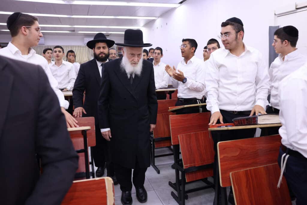 גלריה: השיחה המיוחדת של חבר המועצת לבחורי הישיבה