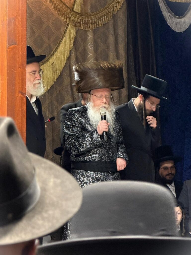 גלריה: מעמד ההדלקה בחסידות קרעטשניף - קרית גת