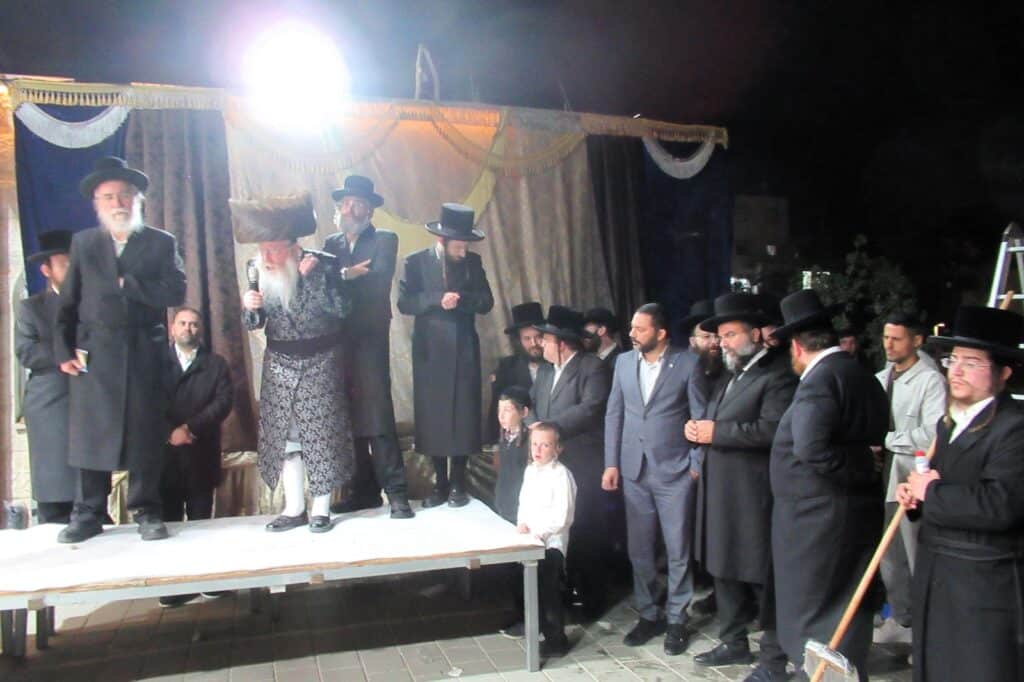 גלריה: מעמד ההדלקה בחסידות קרעטשניף - קרית גת
