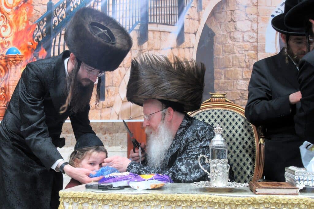 גלריה: מעמד ההדלקה בחסידות קרעטשניף - קרית גת