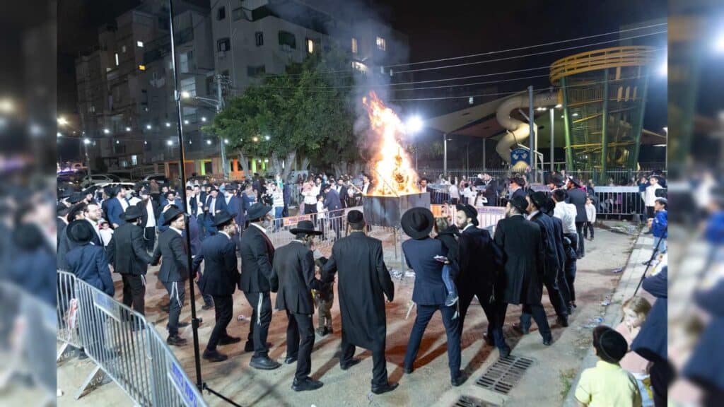 ‪ הגר"י משדי בהדלקה והנחת אבן הפינה לבית מדרשו היכל ה' בפרדס כץ ב"ב‬