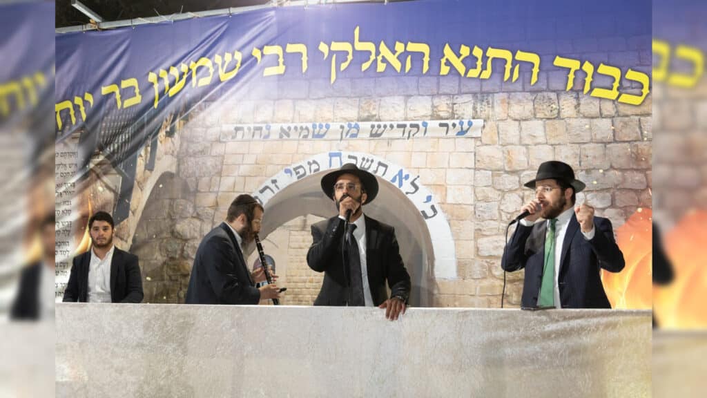 ‪ הגר"י משדי בהדלקה והנחת אבן הפינה לבית מדרשו היכל ה' בפרדס כץ ב"ב‬