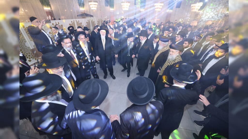 המשב"ק: האדמו"ר שרוצה להתפטר וסערת הענק בחסידות
