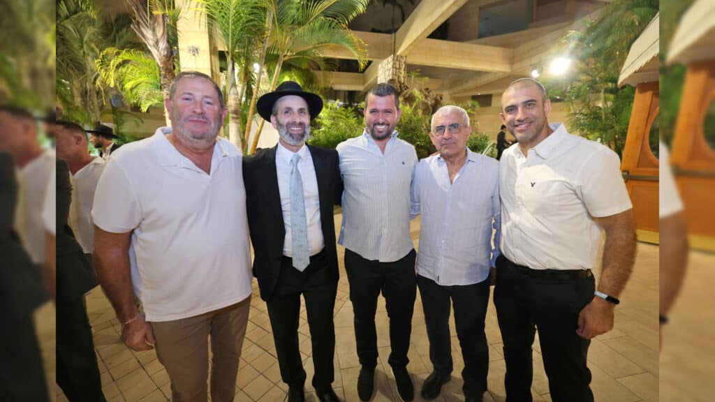 ראש עירית אלעד יהודה בוטבול השיא את בתו, כולם באו לברך