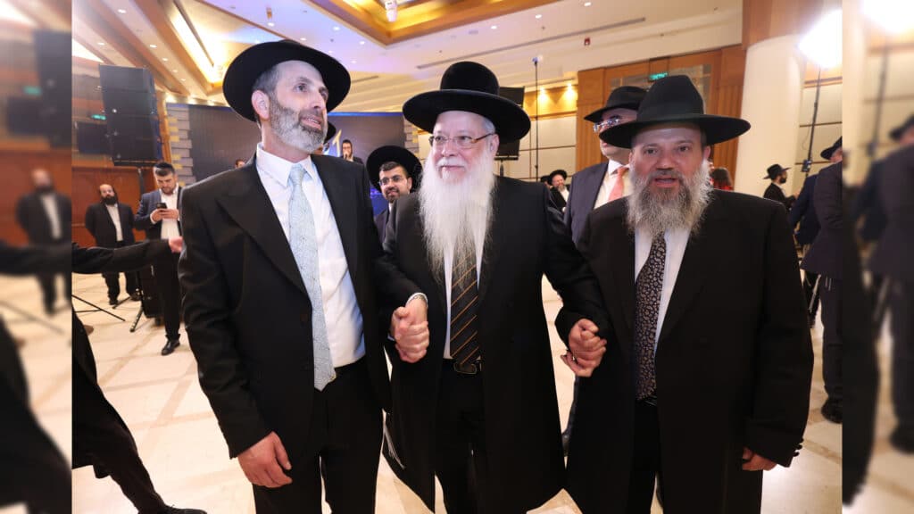 ראש עירית אלעד יהודה בוטבול השיא את בתו, כולם באו לברך