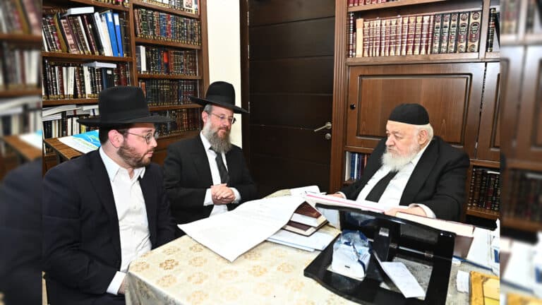 הגר"י קוק: "שותפות בגמ"ח המרכזי כוללת את כל הברכות בעולם הזה ובבא"
