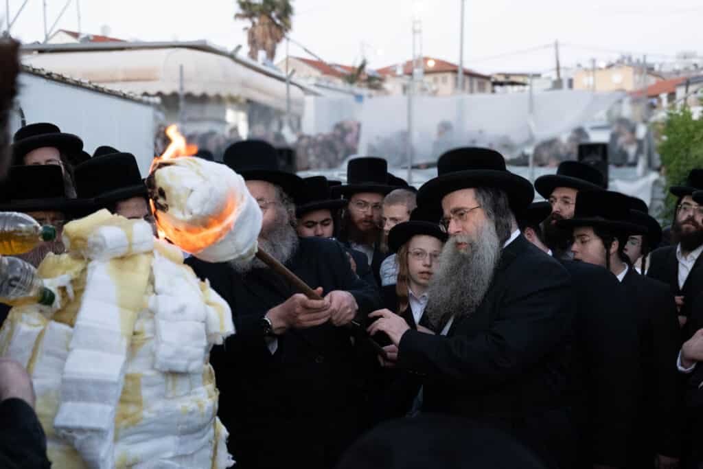 גלריה: מעמד ההדלקה של האדמו"ר מלעלוב בעיר טבריה
