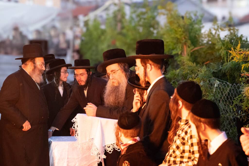גלריה: מעמד ההדלקה של האדמו"ר מלעלוב בעיר טבריה