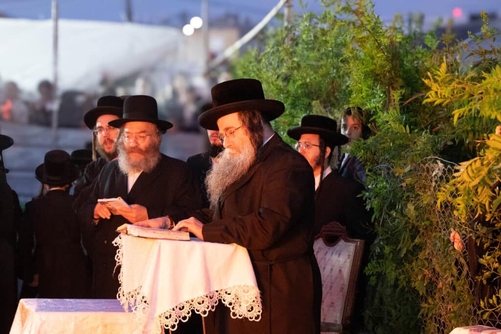 גלריה: מעמד ההדלקה של האדמו"ר מלעלוב בעיר טבריה