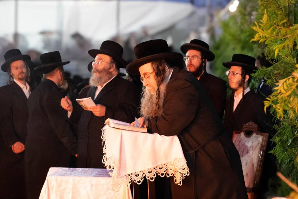 גלריה: מעמד ההדלקה של האדמו"ר מלעלוב בעיר טבריה
