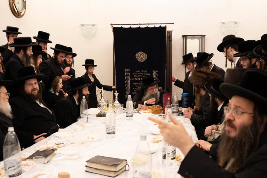 גלריה: מעמד ההדלקה של האדמו"ר מלעלוב בעיר טבריה