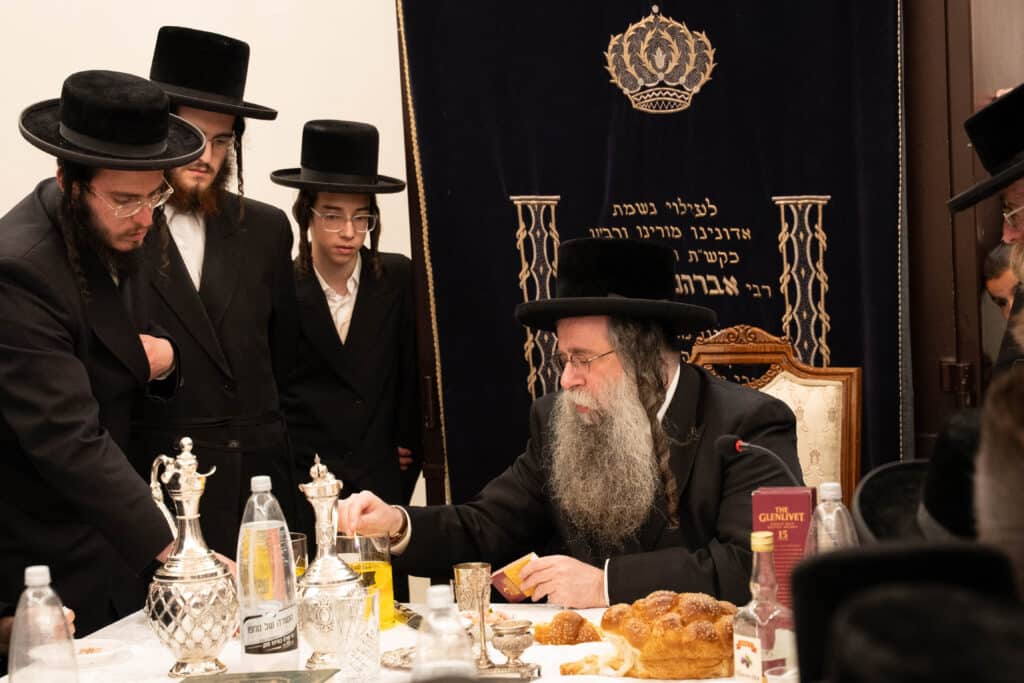 גלריה: מעמד ההדלקה של האדמו"ר מלעלוב בעיר טבריה