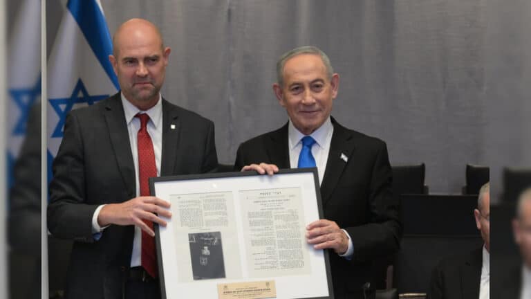 הנשק הסודי שישראל מפתחת נגד רחפני הסיב של חיזבאללה