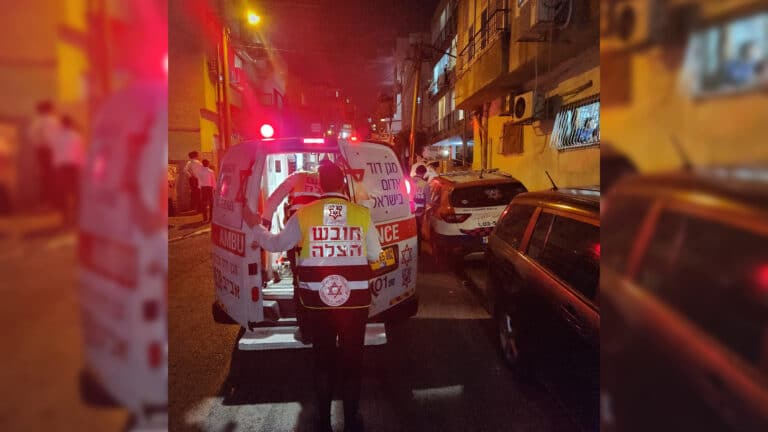 ילדה בת 7 חולצה מהלהבות במצב קשה; 2 נוספים במצב קל