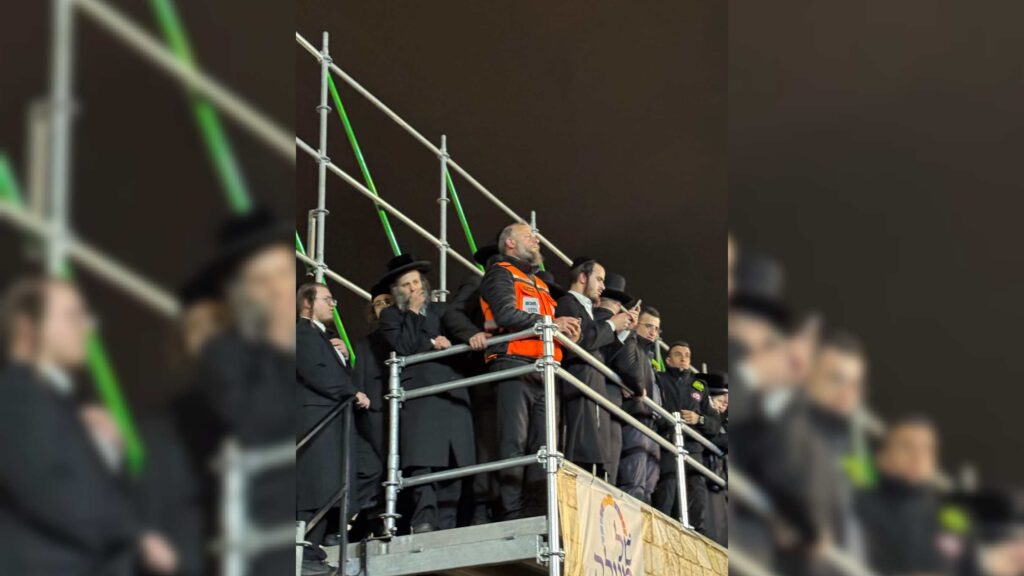 איצקוביץ': המפקד הזוטר, הנהגים שהתעשרו והזמר שהפסיד