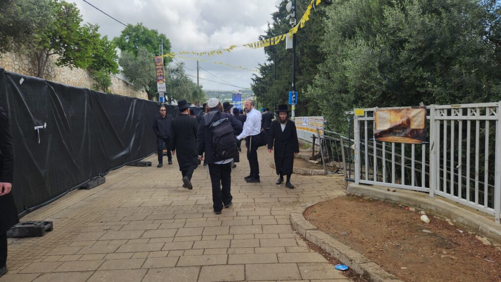 איצקוביץ': המפקד הזוטר, הנהגים שהתעשרו והזמר שהפסיד