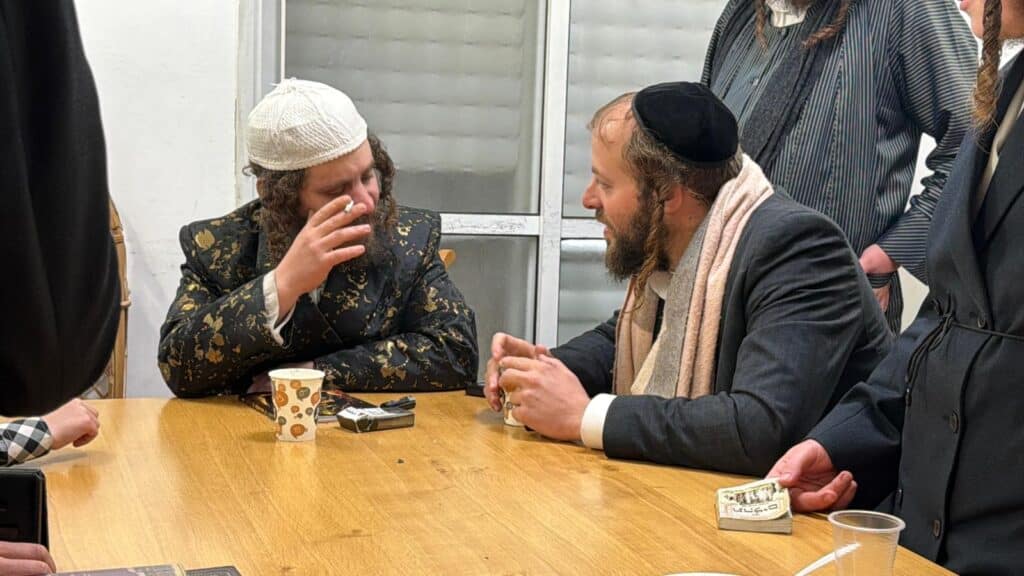 איצקוביץ': המפקד הזוטר, הנהגים שהתעשרו והזמר שהפסיד