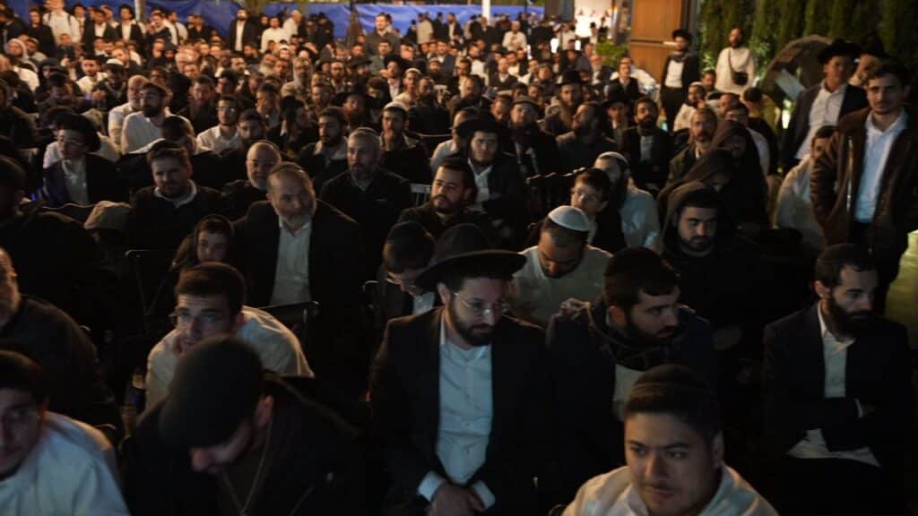הגאון הינוקא הדליק את האבוקה והתבשר על הולדת בנו