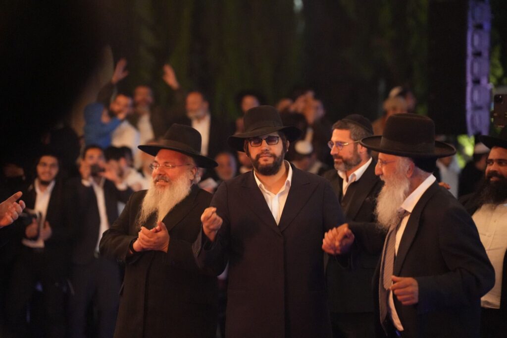הגאון הינוקא הדליק את האבוקה והתבשר על הולדת בנו