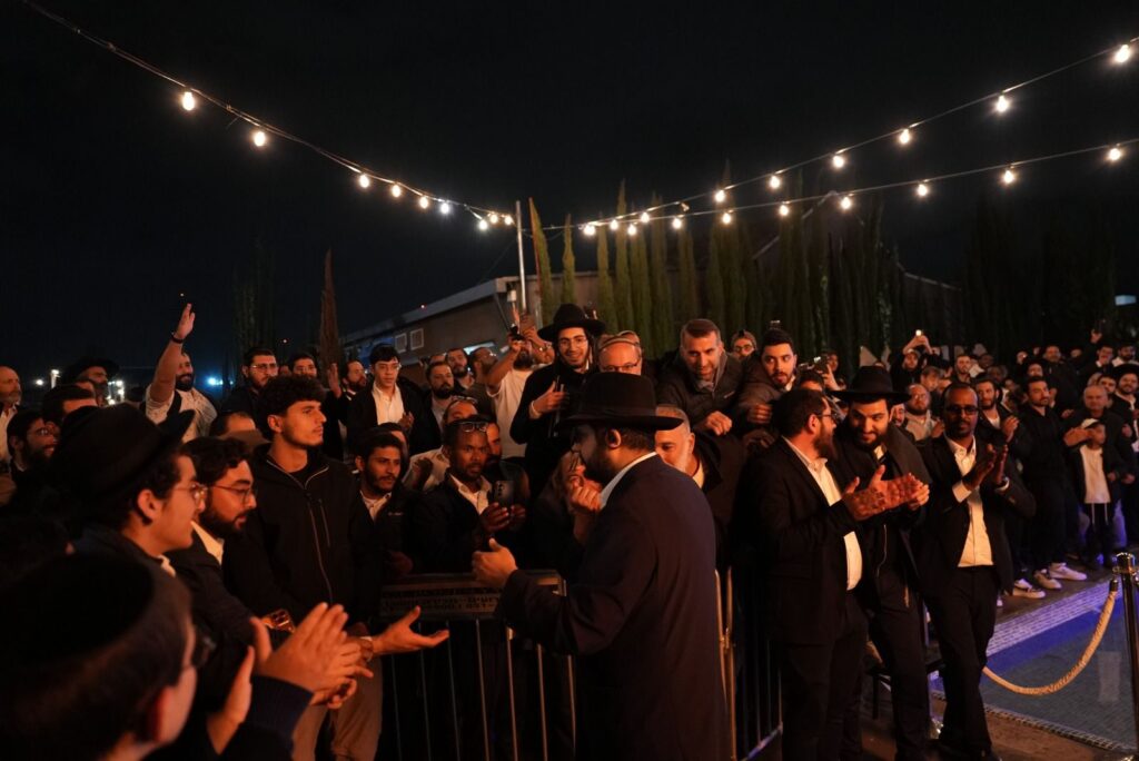 הגאון הינוקא הדליק את האבוקה והתבשר על הולדת בנו