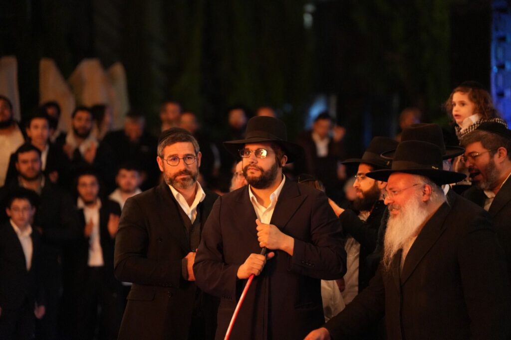 הגאון הינוקא הדליק את האבוקה והתבשר על הולדת בנו