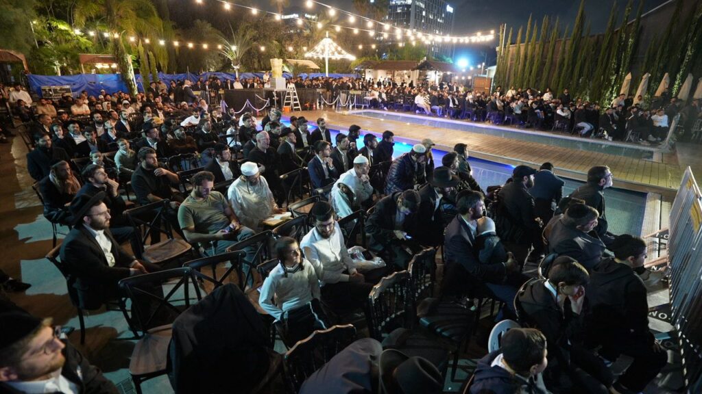 הגאון הינוקא הדליק את האבוקה והתבשר על הולדת בנו