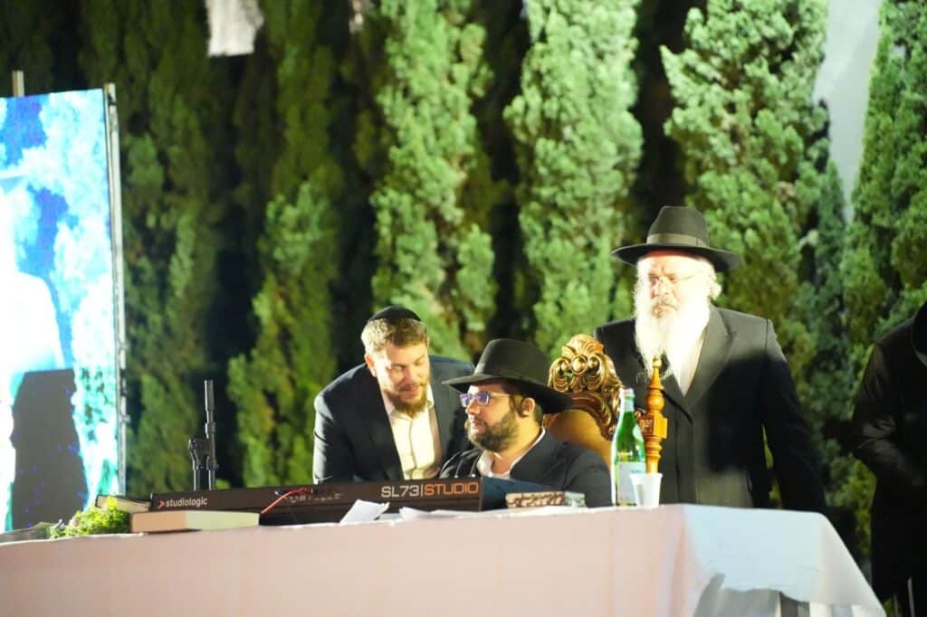 הגאון הינוקא הדליק את האבוקה והתבשר על הולדת בנו