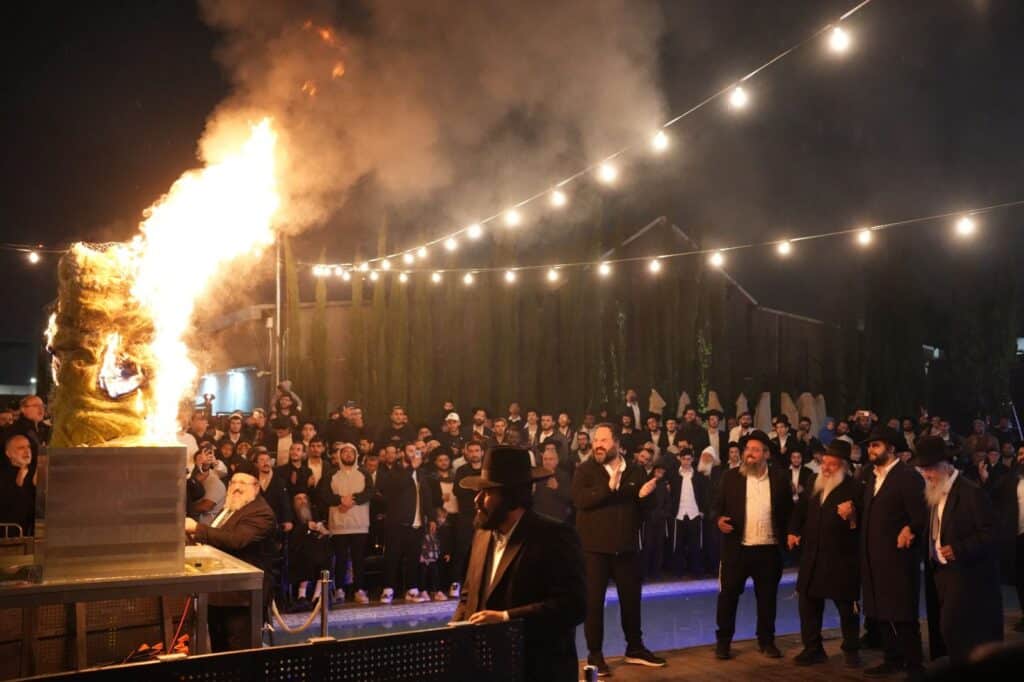 הגאון הינוקא הדליק את האבוקה והתבשר על הולדת בנו