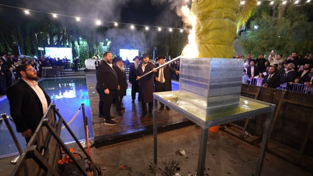 הגאון הינוקא הדליק את האבוקה והתבשר על הולדת בנו