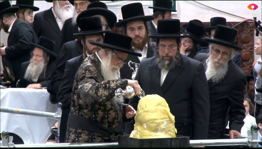 איצקוביץ': המפקד הזוטר, הנהגים שהתעשרו והזמר שהפסיד