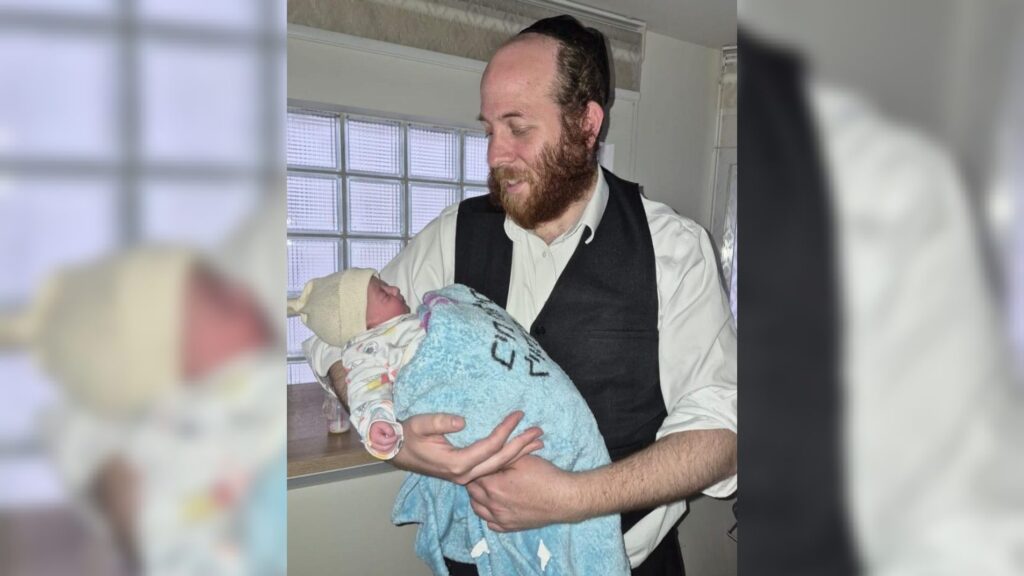 איצקוביץ': המפקד הזוטר, הנהגים שהתעשרו והזמר שהפסיד