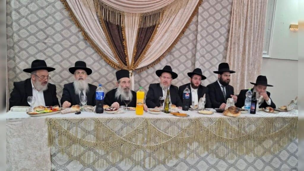 המשב"ק: האדמו"ר שרוצה להתפטר וסערת הענק בחסידות