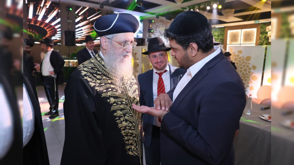 איצקוביץ': המפקד הזוטר, הנהגים שהתעשרו והזמר שהפסיד