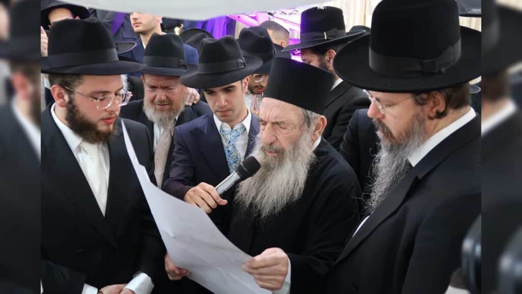 המשב"ק: עוגת הגבינה מהחסידים והאדמו"ר שניקה את ביהמ"ד