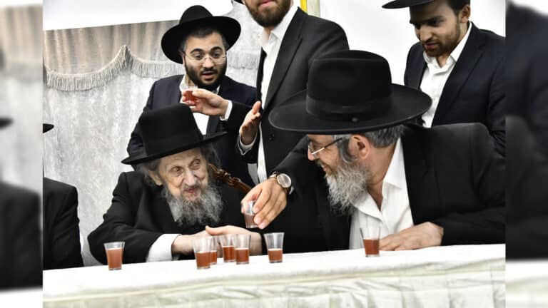הגר"ד לנדו במעמד יסוד קהילת חניכי הישיבות מרכז פרדס כץ