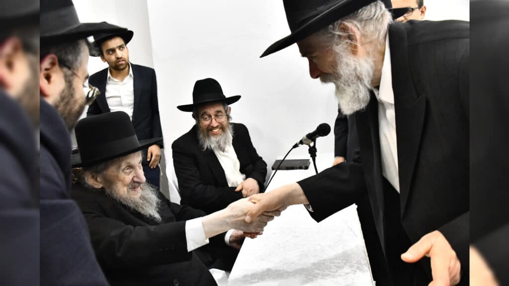 הגר"ד לנדו במעמד יסוד קהילת חניכי הישיבות מרכז פרדס כץ