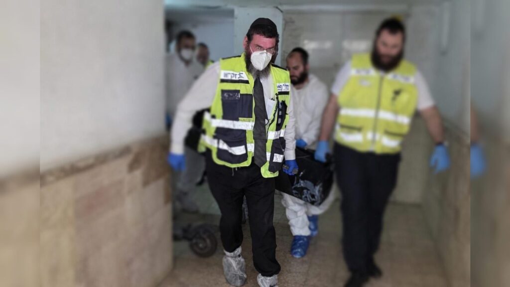 המשב"ק: עוגת הגבינה מהחסידים והאדמו"ר שניקה את ביהמ"ד
