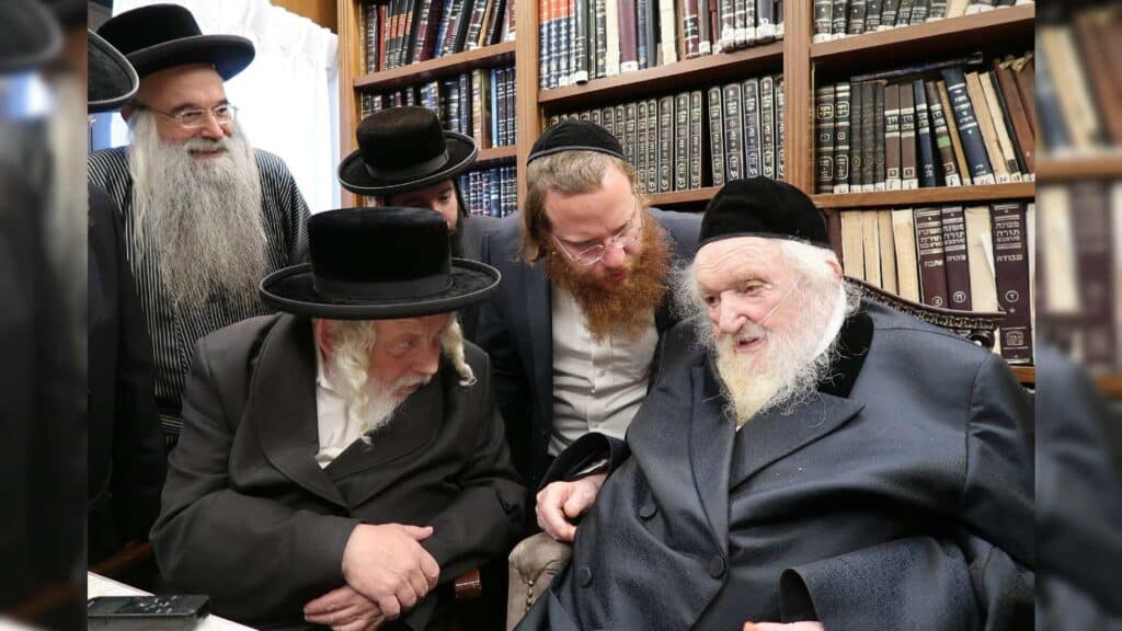 המשב"ק: עוגת הגבינה מהחסידים והאדמו"ר שניקה את ביהמ"ד