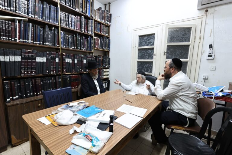 ההודעה הדרמטית של 'דגל התורה' והפגישה הסודית של גפני