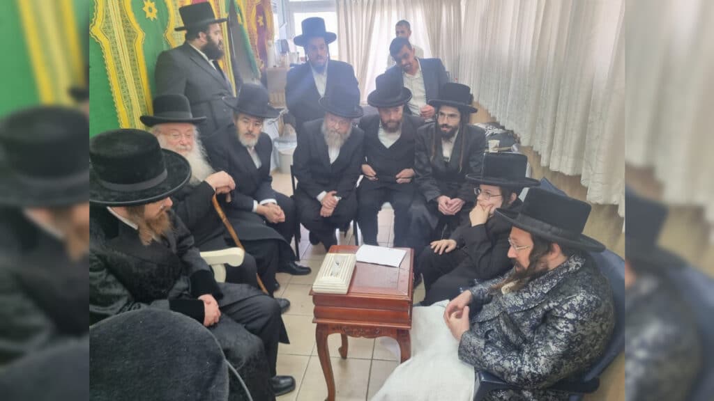 המשב"ק: עוגת הגבינה מהחסידים והאדמו"ר שניקה את ביהמ"ד