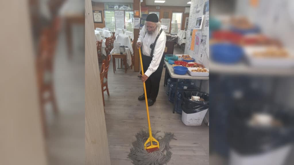 המשב"ק: עוגת הגבינה מהחסידים והאדמו"ר שניקה את ביהמ"ד