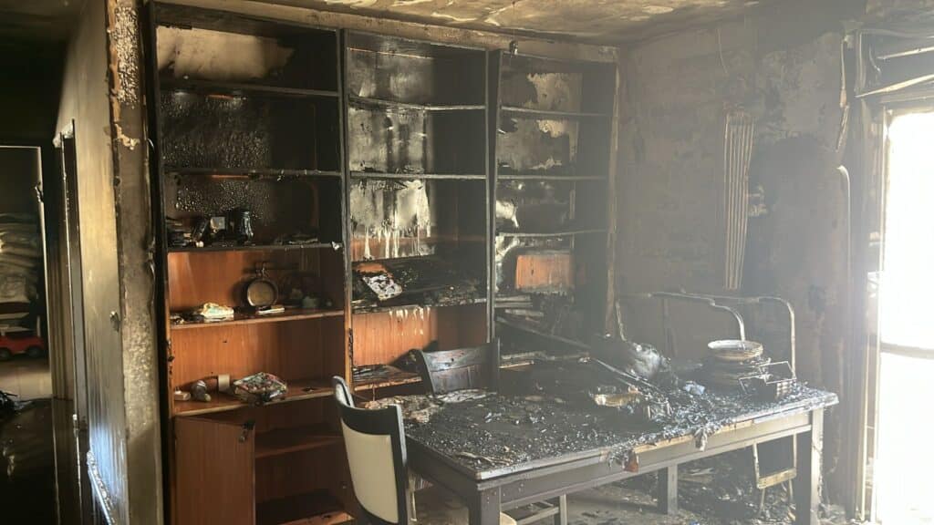 מבצע חילוץ דרמטי: האם והתינוקת זעקו לעזרה מתוך האש
