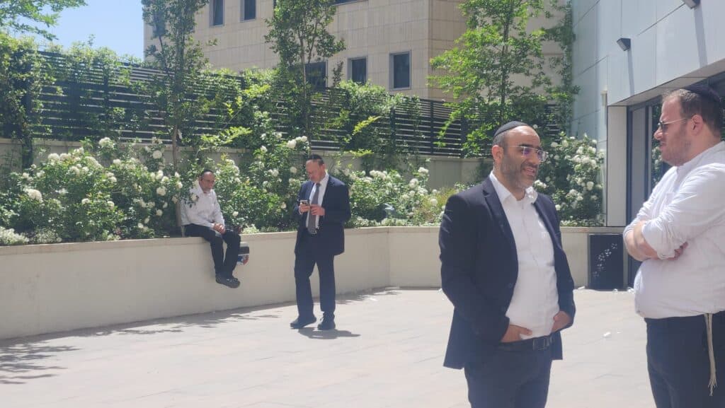 איצקוביץ': נידודי השינה של פרוש והשר שהתברך אחרי החקירה